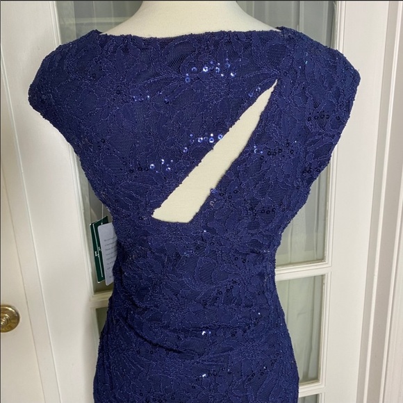 🆕 Gorgeous Navy Sequined Gown - Picture 8 of 14